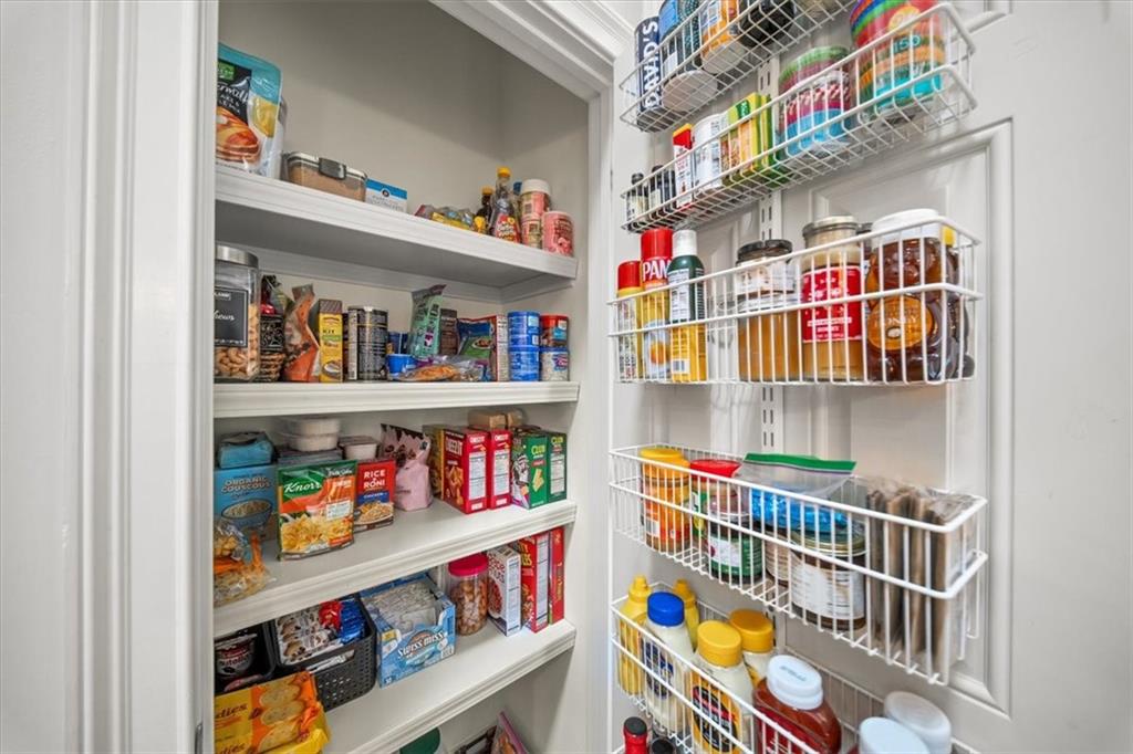 4906 Fairmont Way Unit 4906