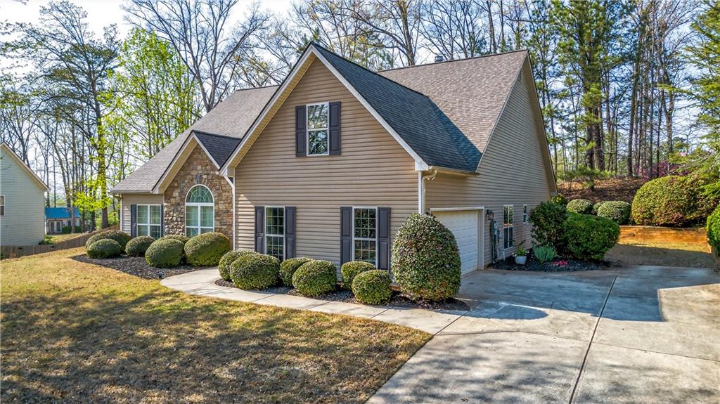 510 Jefferson Walk Circle