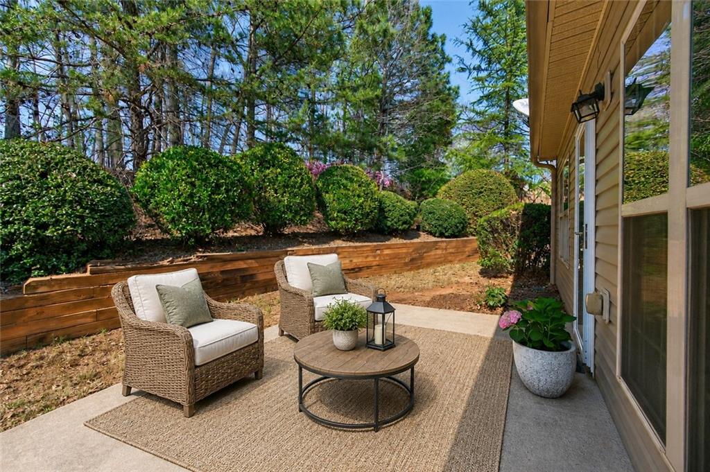 510 Jefferson Walk Circle