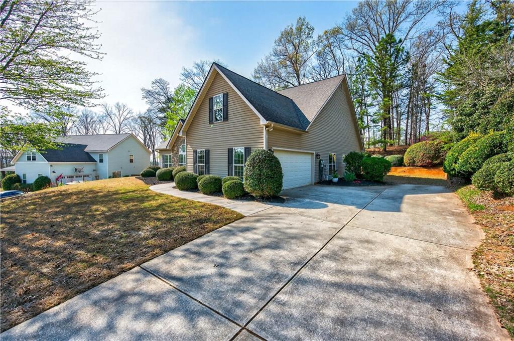 510 Jefferson Walk Circle