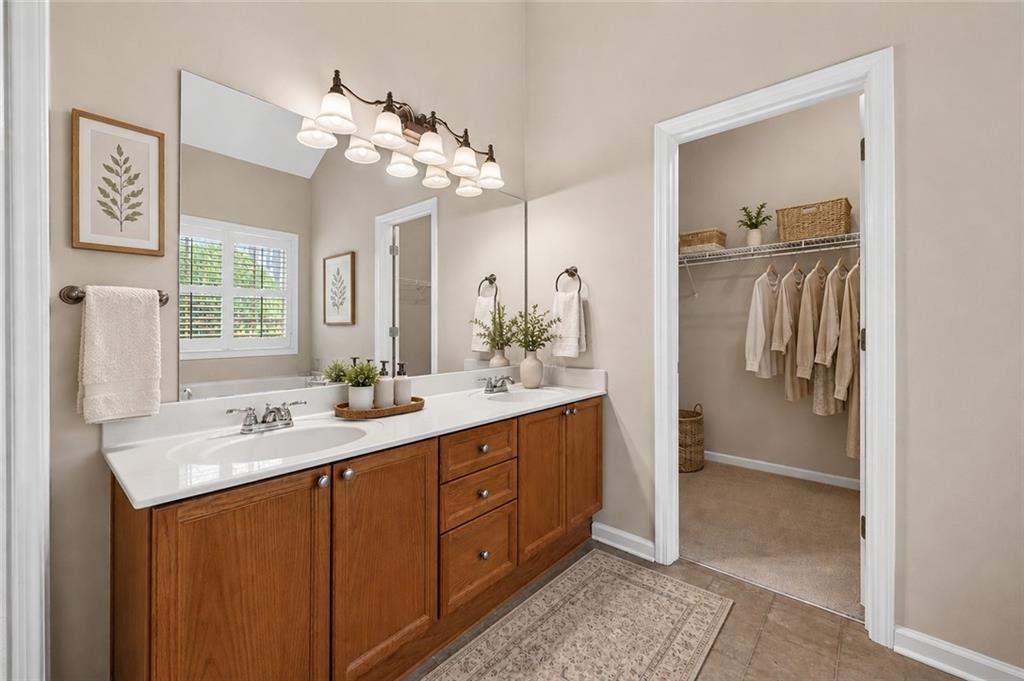 510 Jefferson Walk Circle