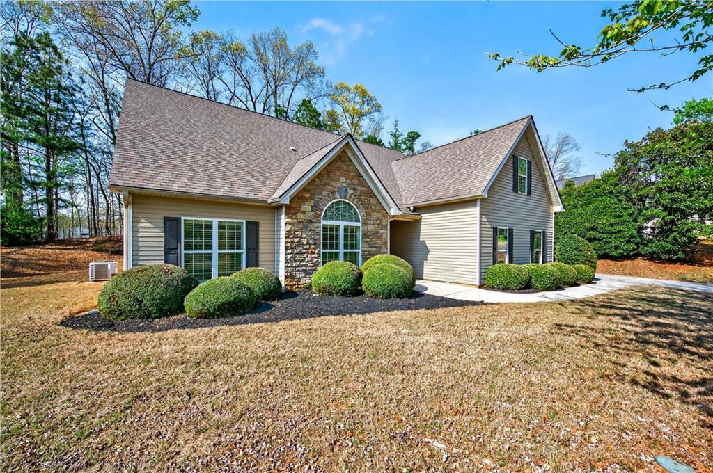 510 Jefferson Walk Circle