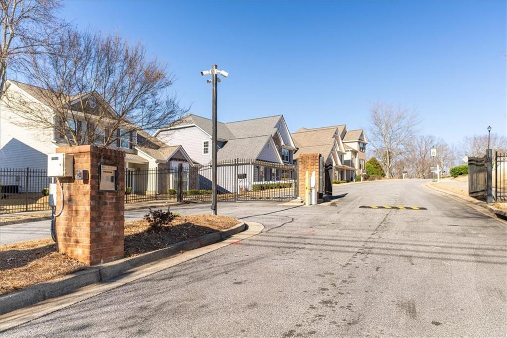 2151 Somerset Place SE