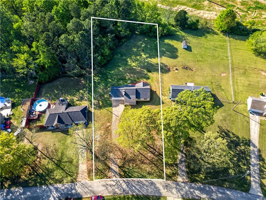 1609 River Trace