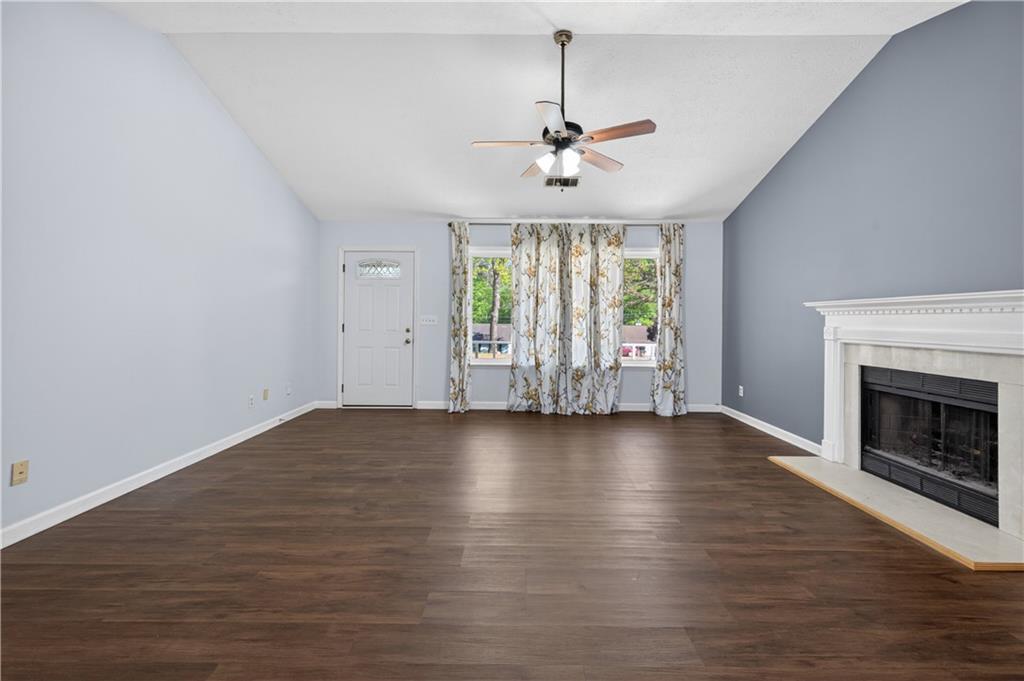 1609 River Trace