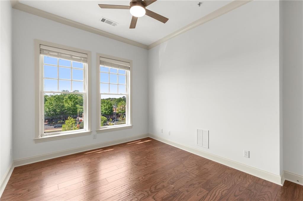 360 Chambers Street Unit 305