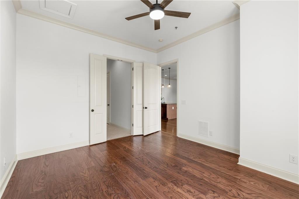 360 Chambers Street Unit 305