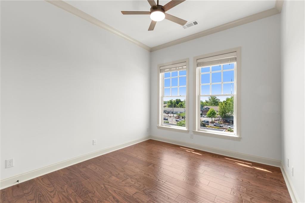 360 Chambers Street Unit 305