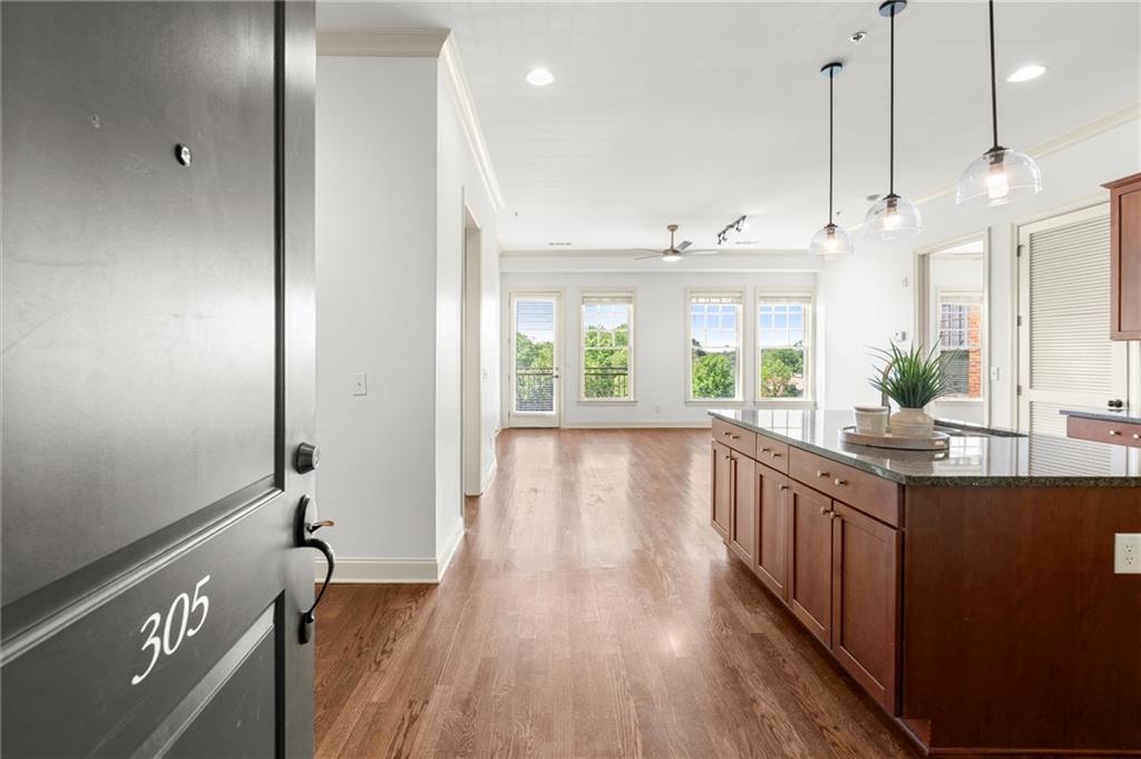 360 Chambers Street Unit 305