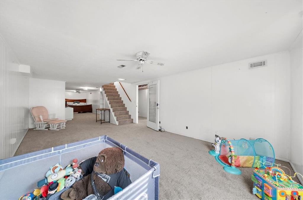 513 Rivercrest Drive