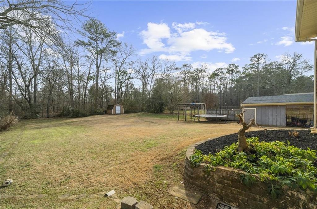 513 Rivercrest Drive