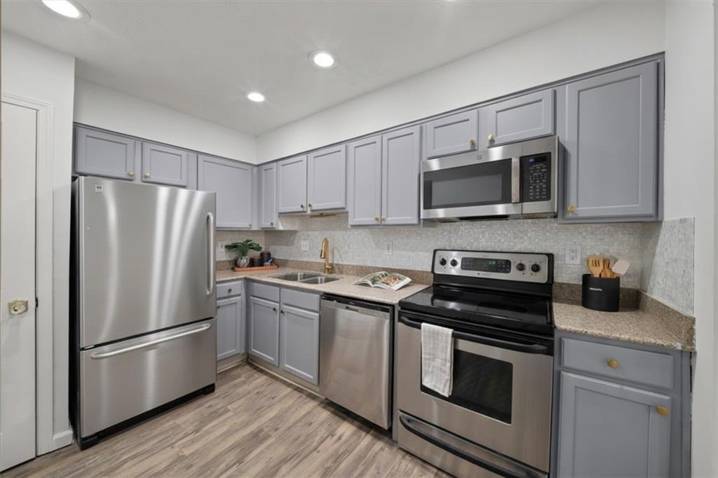 3470 Essex Avenue Unit 82