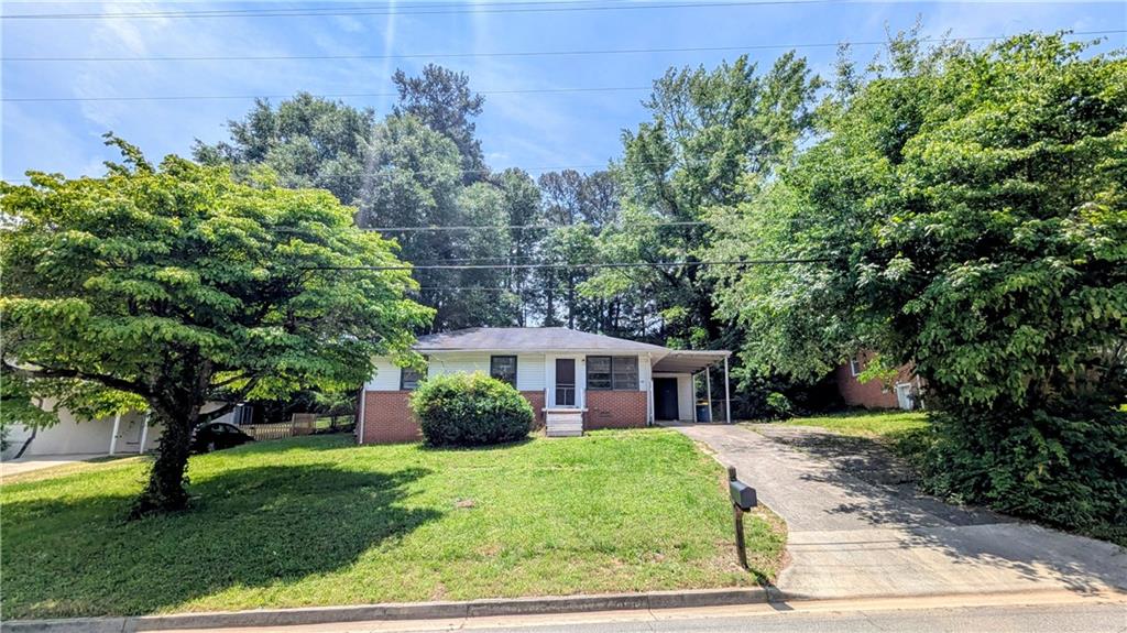 2381 Woodland Drive NW