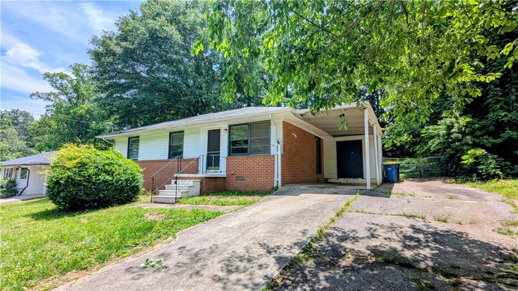 2381 Woodland Drive NW
