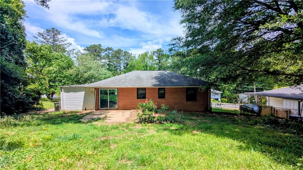 2381 Woodland Drive NW