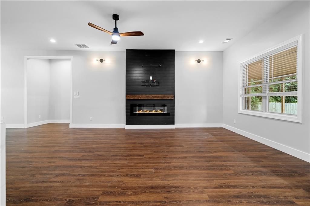 1230 Shallowford Road