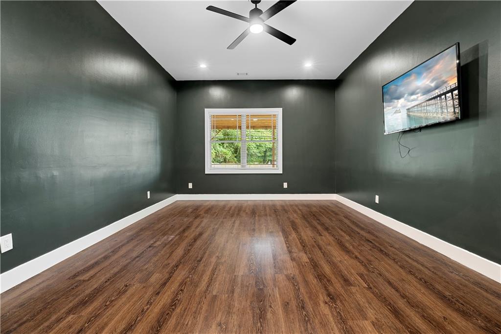1230 Shallowford Road