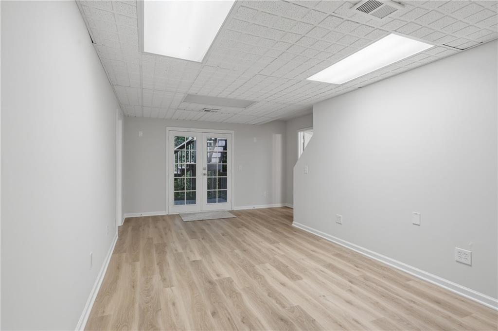 7035 Crossview Drive