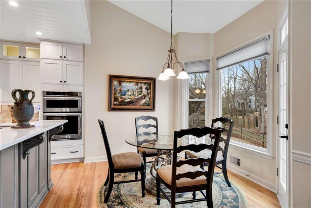 50 Lakecrest Circle