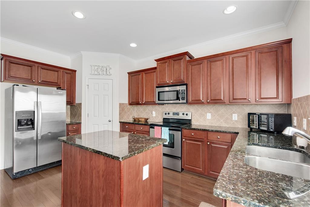 3039 Liberty Way
