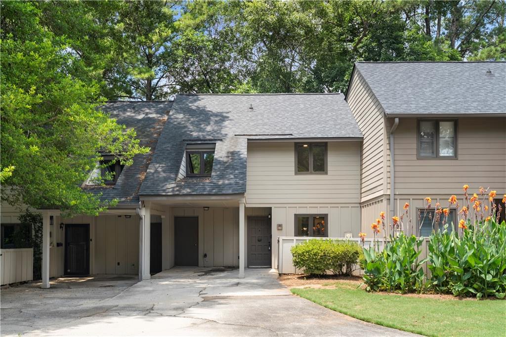 922 Cedar Creek S