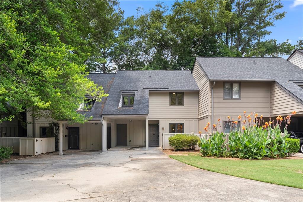 922 Cedar Creek S