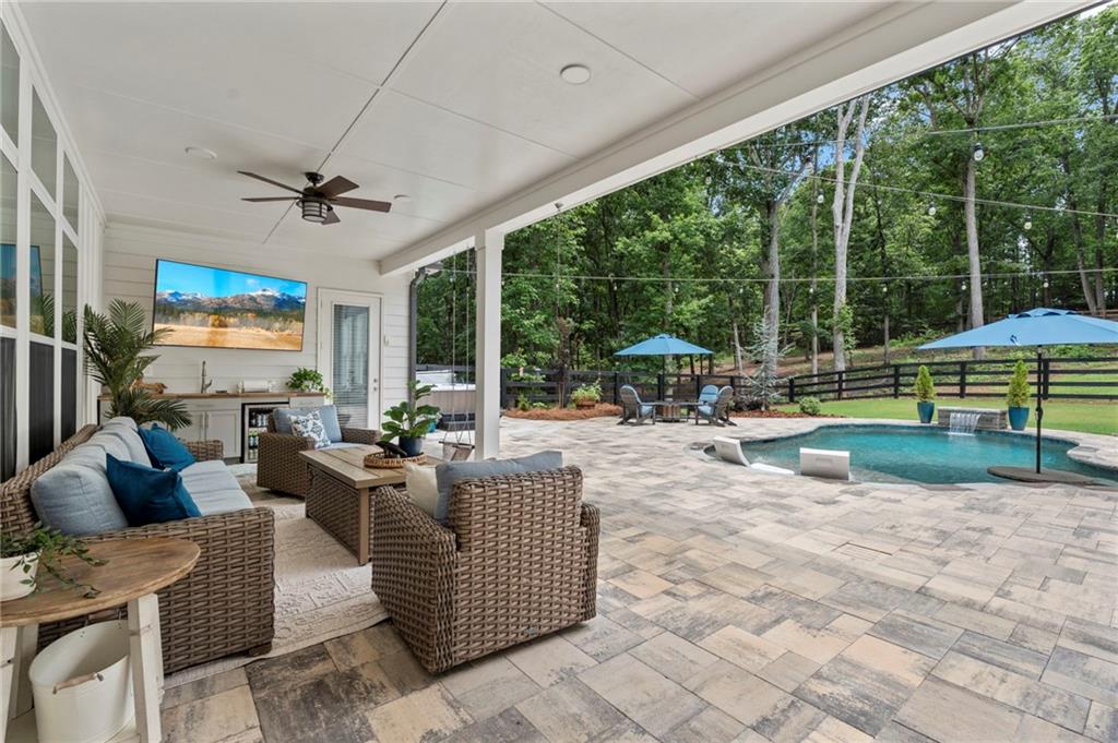 329 Dunroven Way