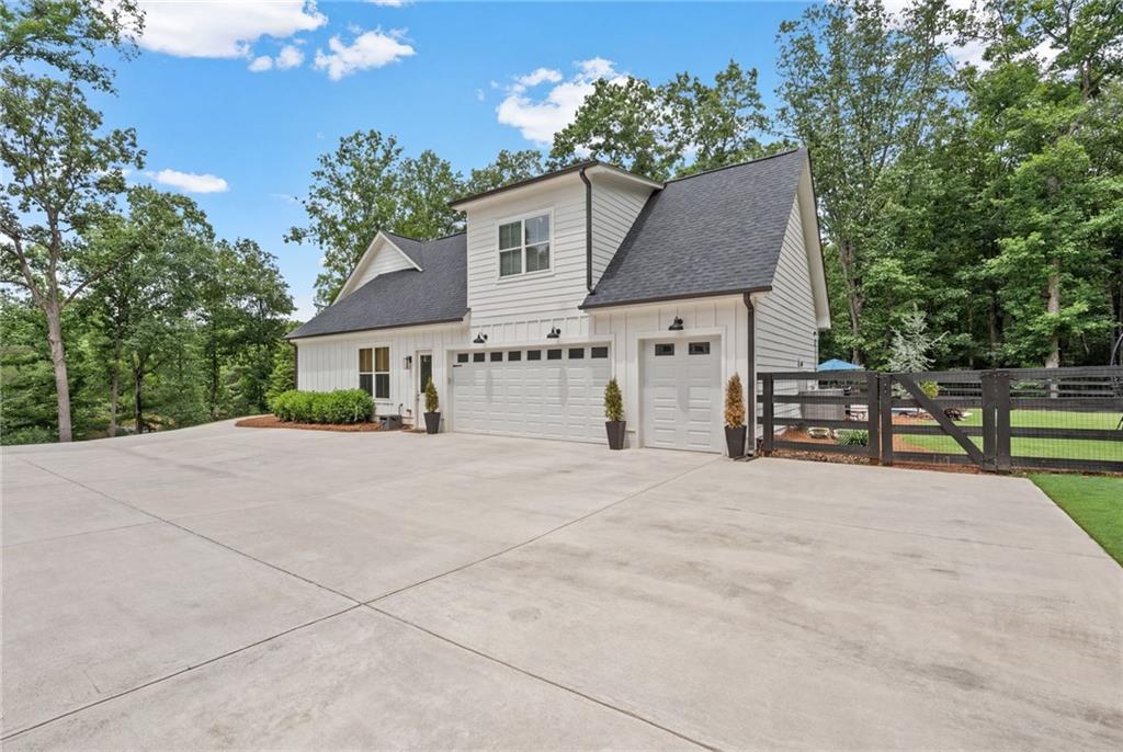 329 Dunroven Way