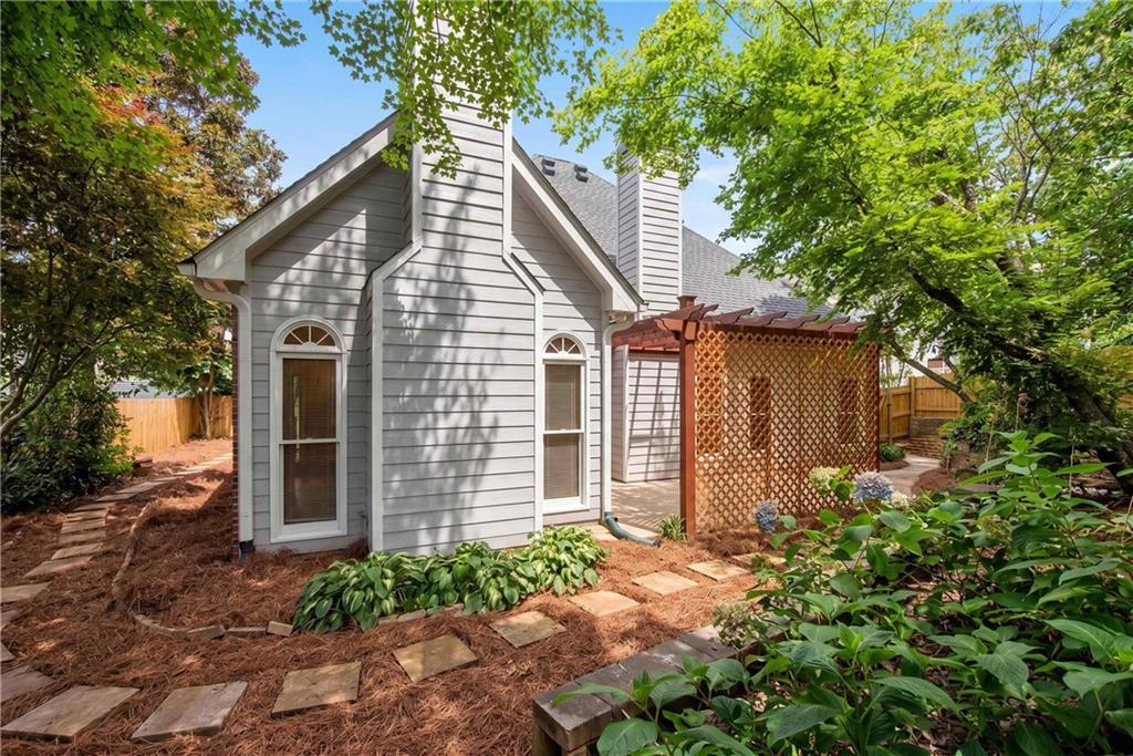 4069 Tritt Homestead