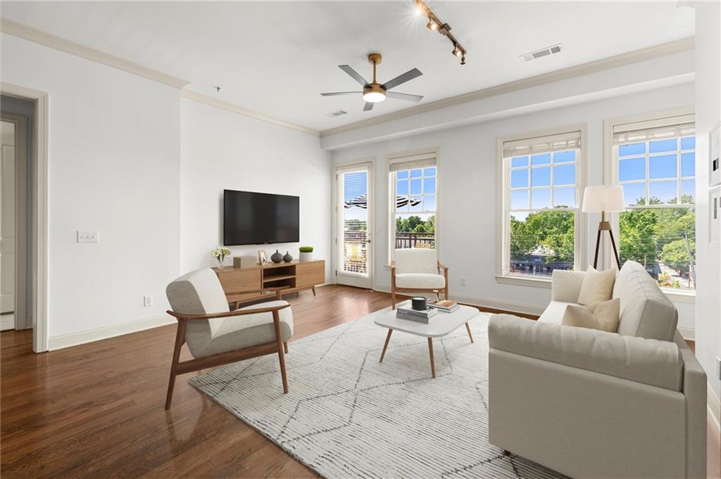 360 Chambers Street Unit 305