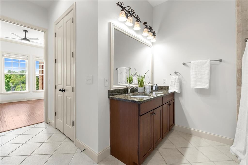 360 Chambers Street Unit 305