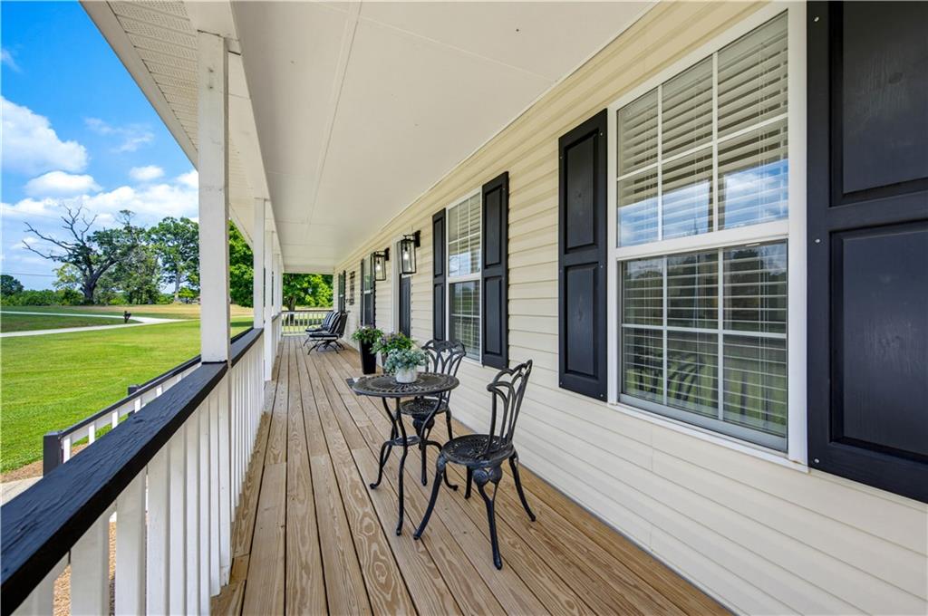 15 Davis Road