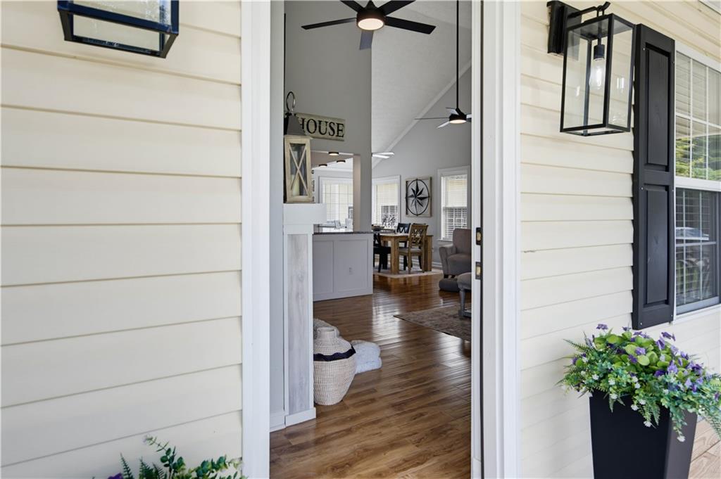 15 Davis Road