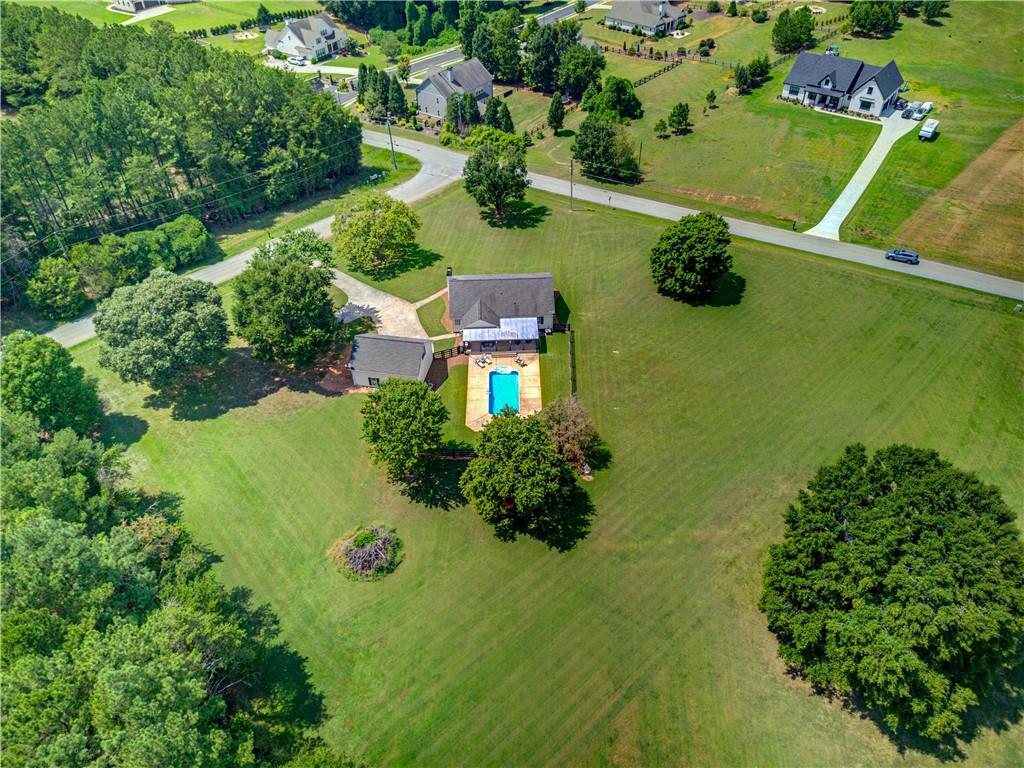 15 Davis Road