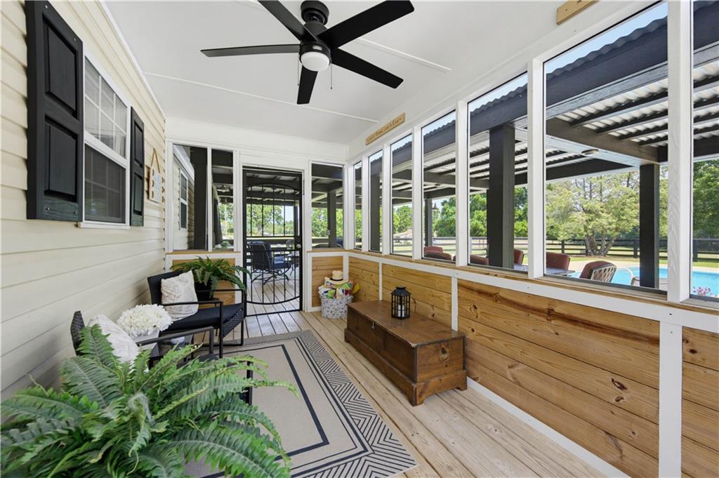 15 Davis Road