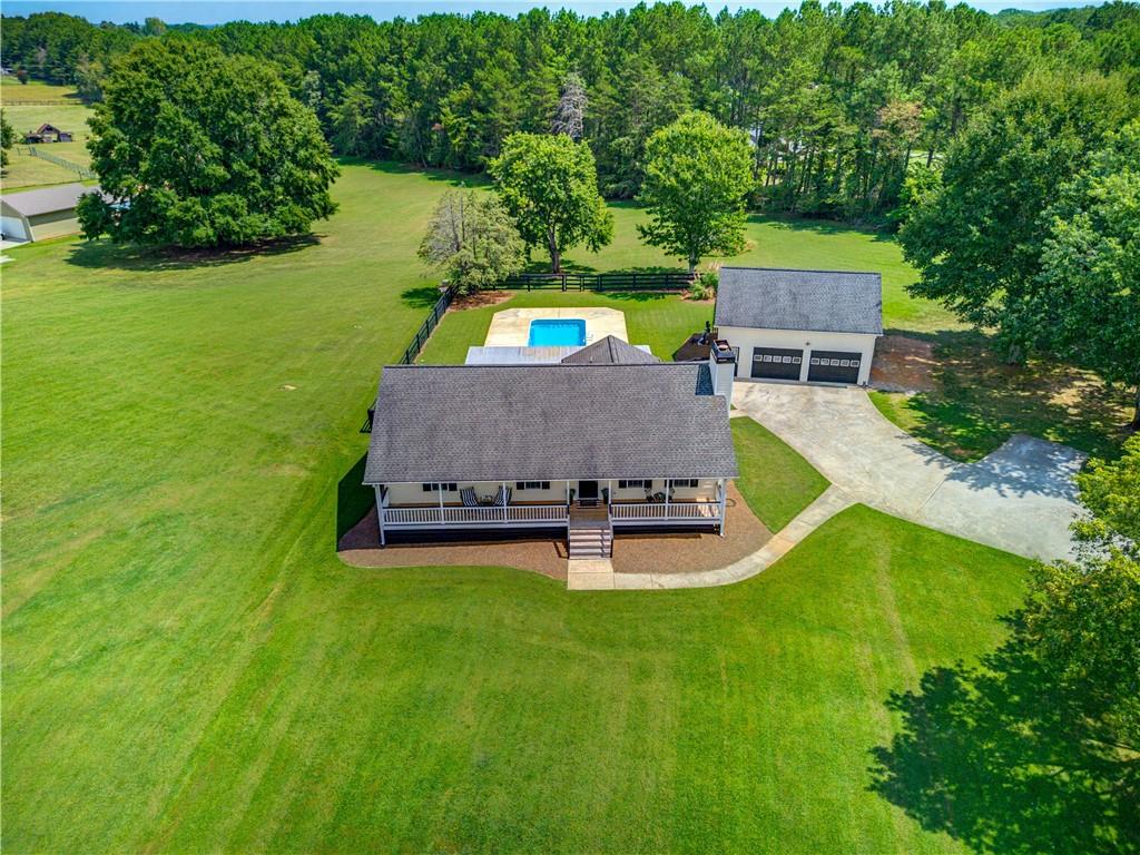 15 Davis Road