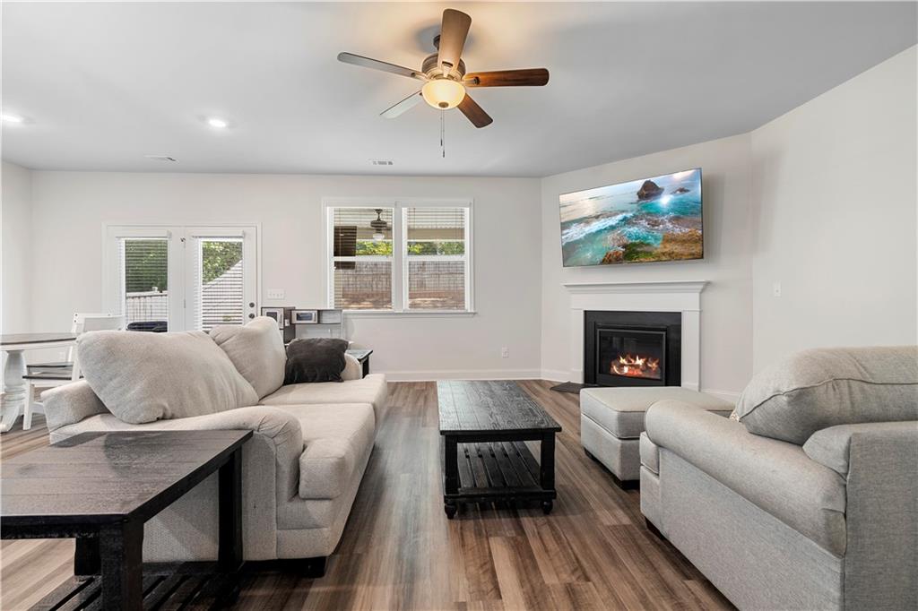 225 Gallant Fox Way