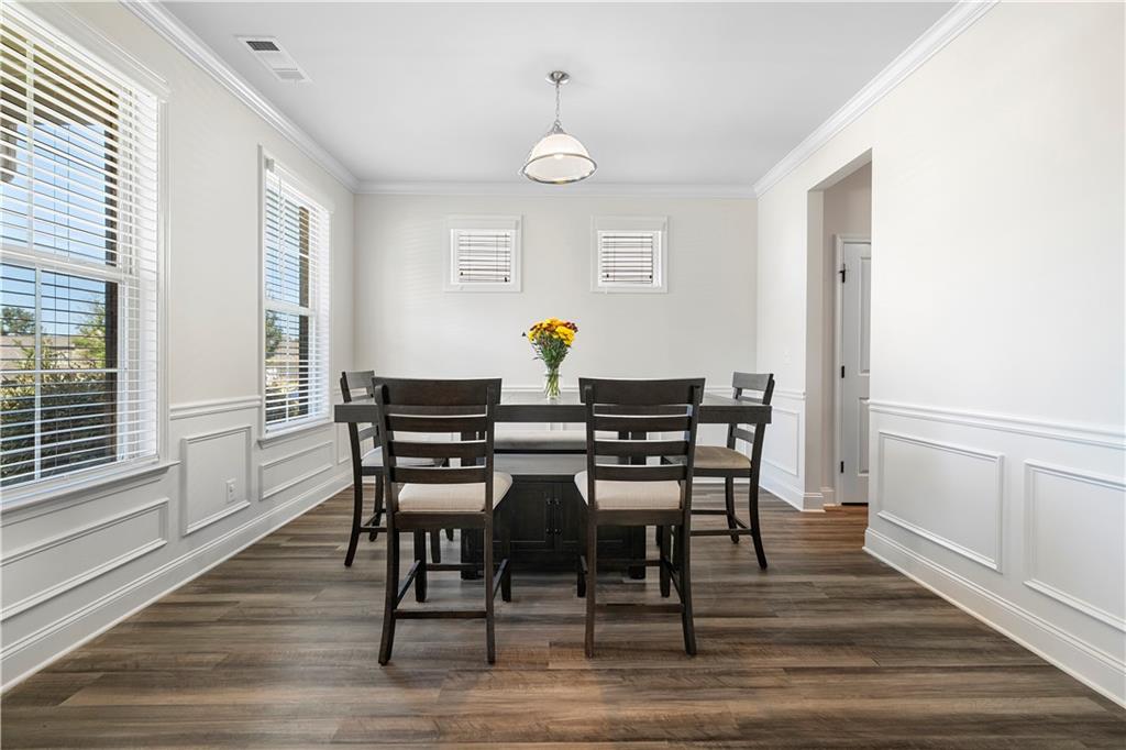 225 Gallant Fox Way