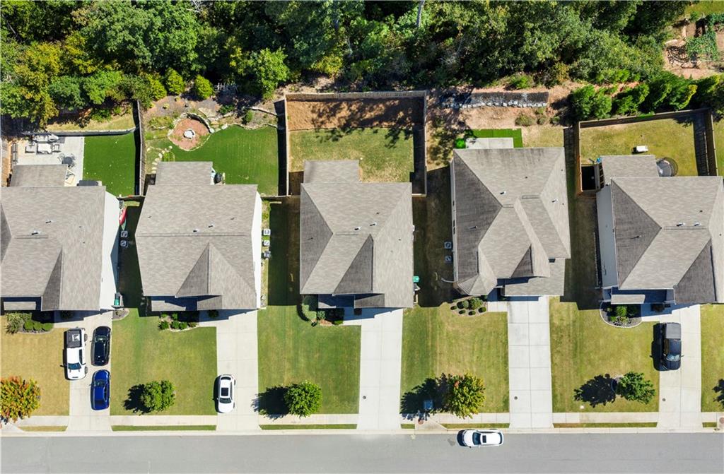 225 Gallant Fox Way