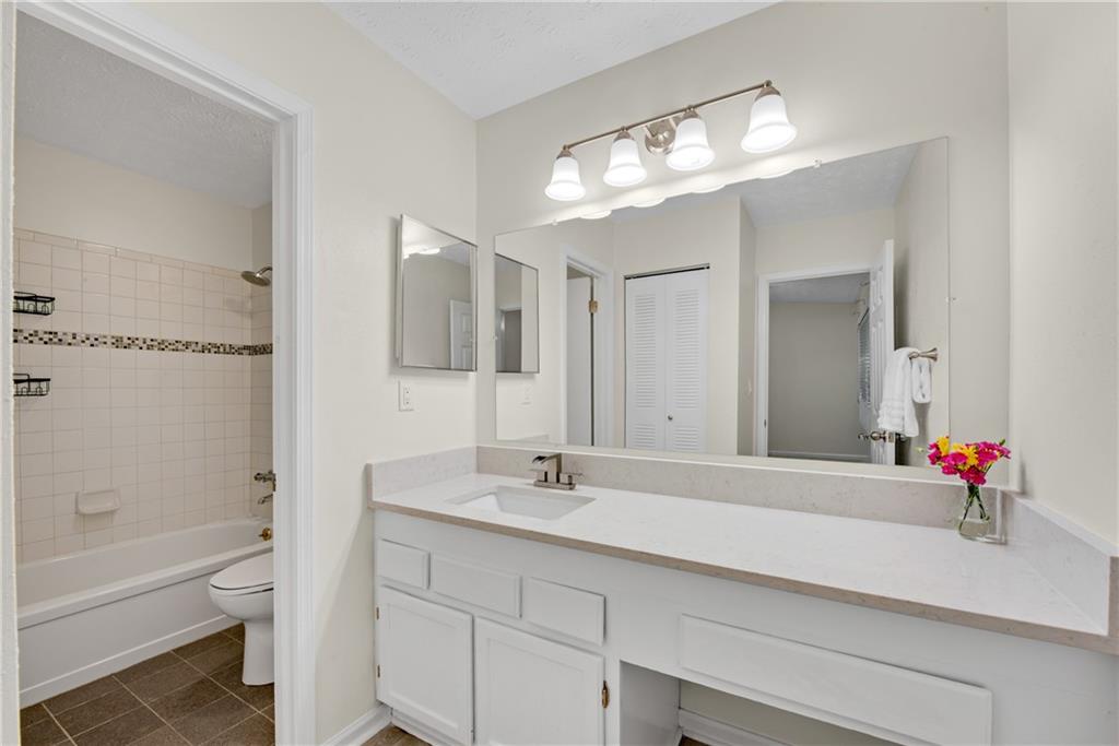 1501 Parkaire Crossing