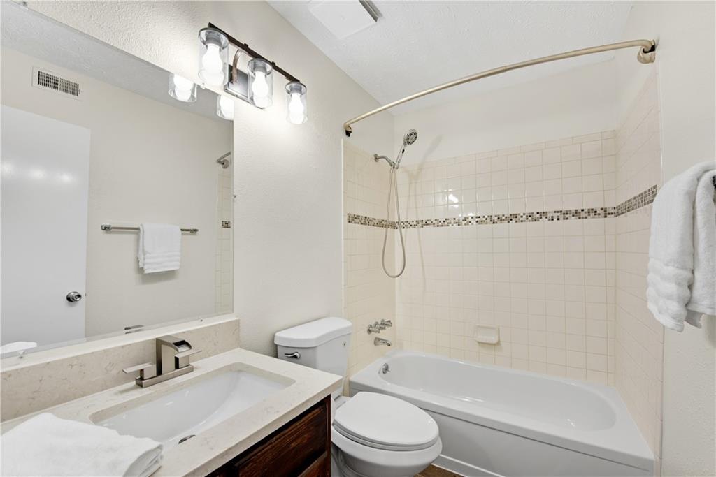 1501 Parkaire Crossing
