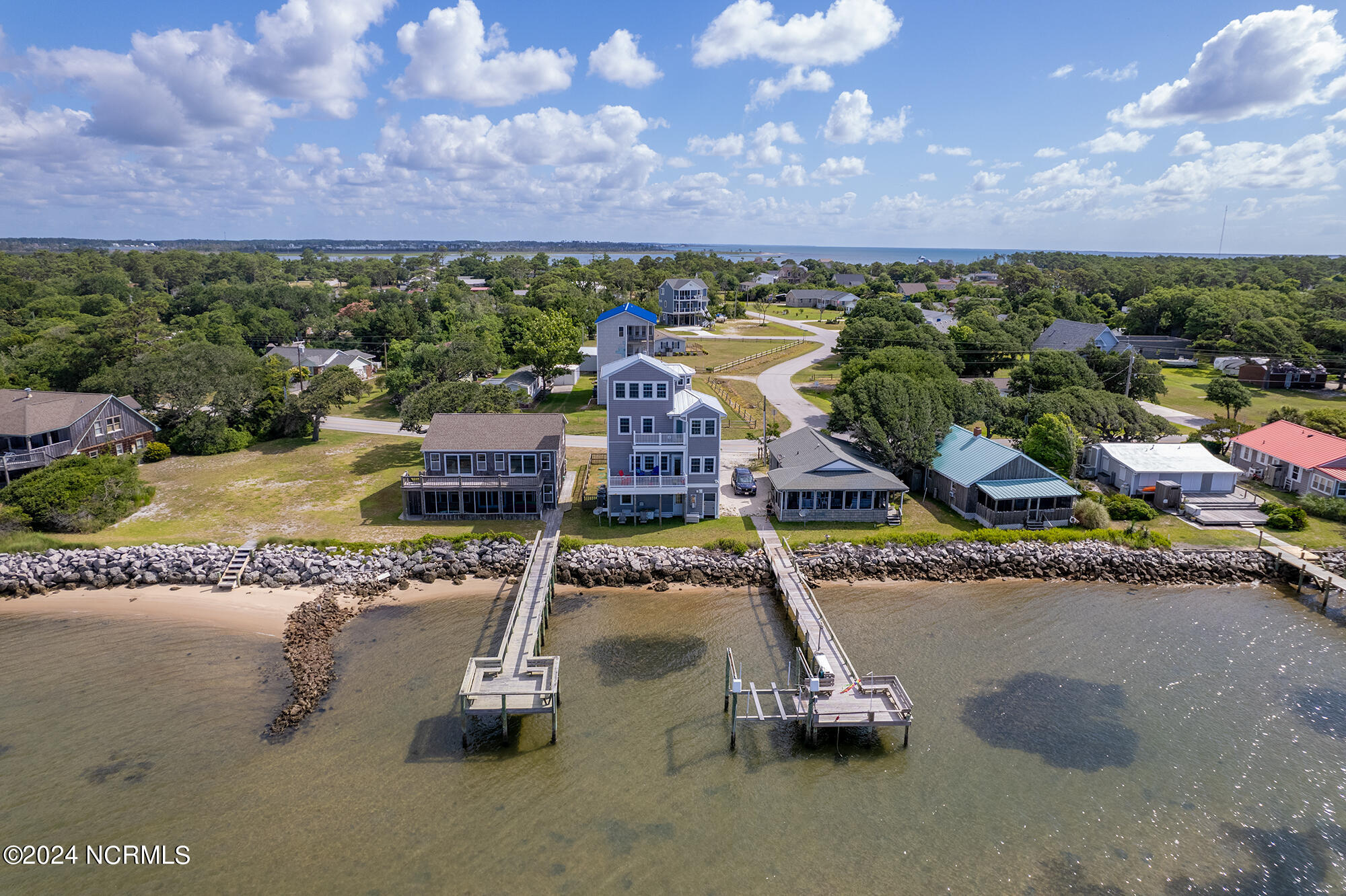 1590 Island Road