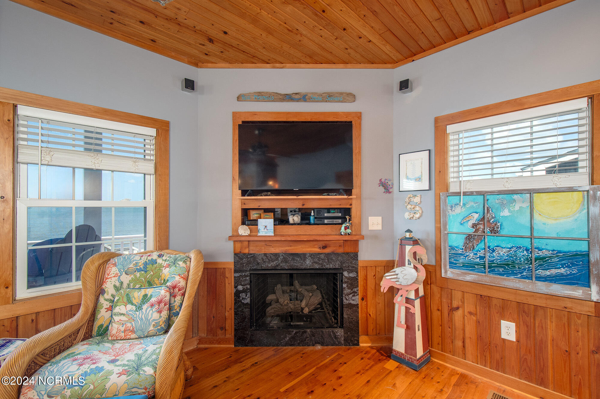 1590 Island Road