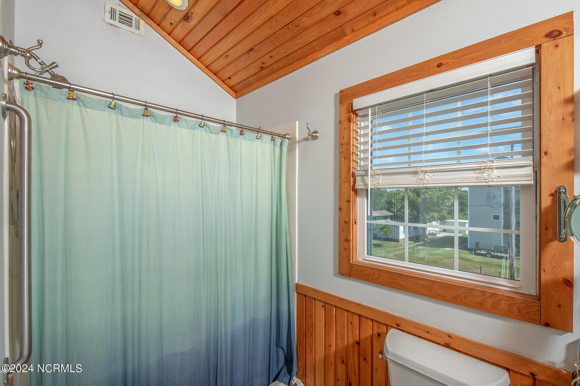 1590 Island Road