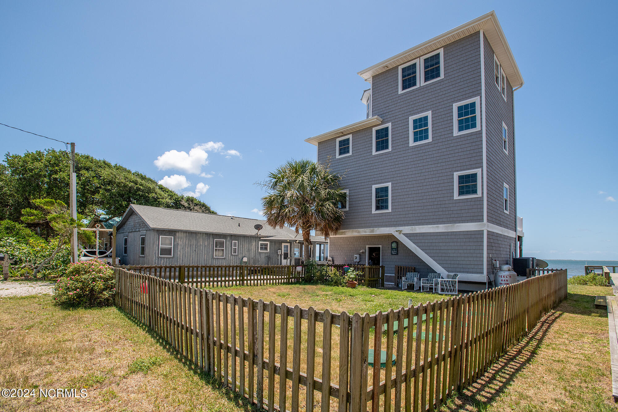 1590 Island Road
