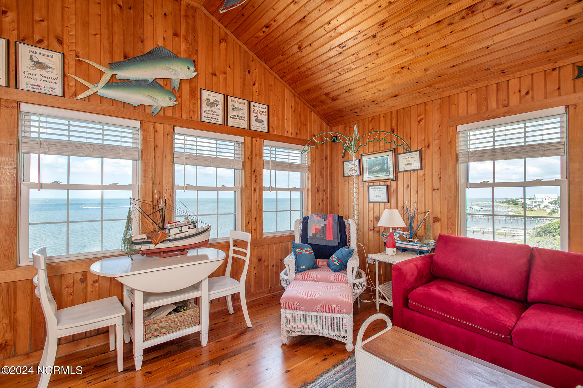 1590 Island Road