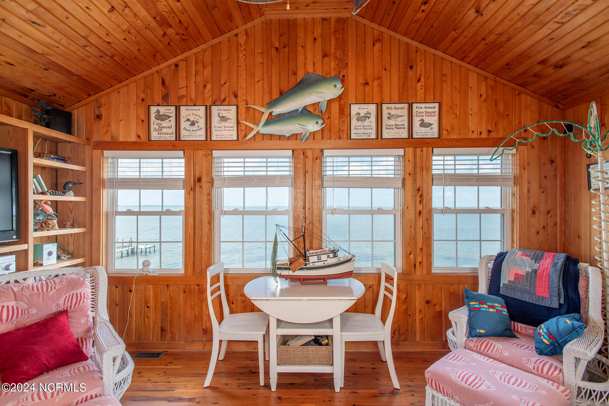 1590 Island Road
