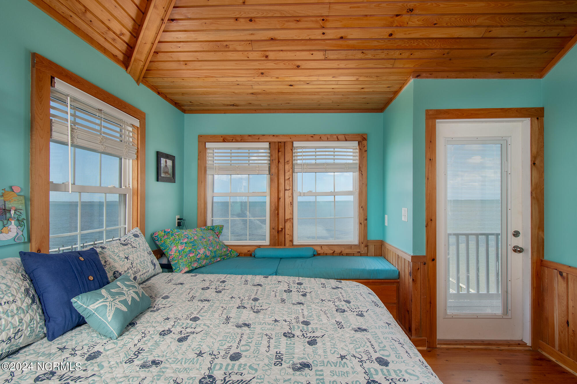 1590 Island Road