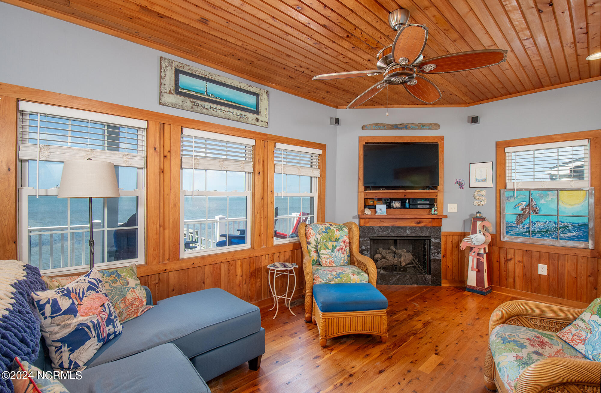 1590 Island Road