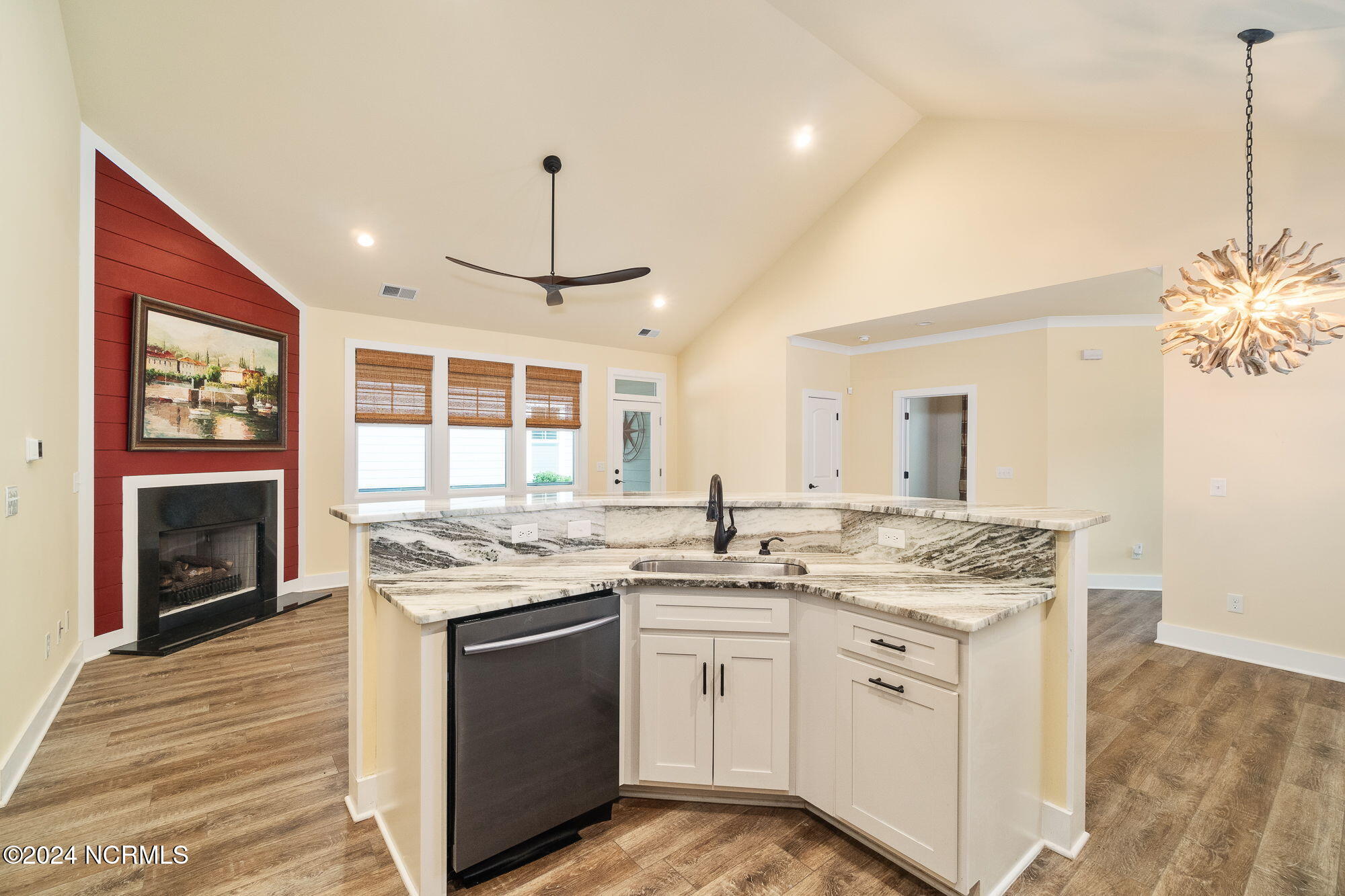 424 Skimmer Cove